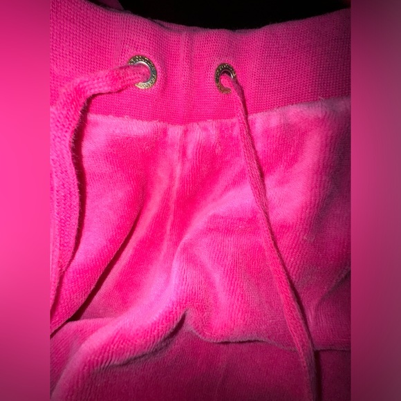 Juicy Couture Hot Pink Plush Joggers. Size Medium. - Picture 4 of 17